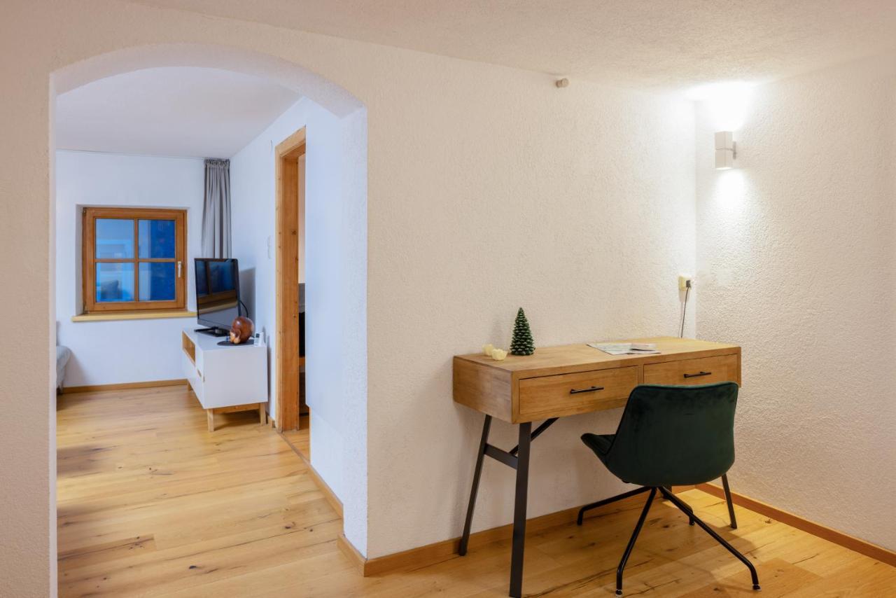 Appartement Central ฮัลล์อินทีโรล ภายนอก รูปภาพ
