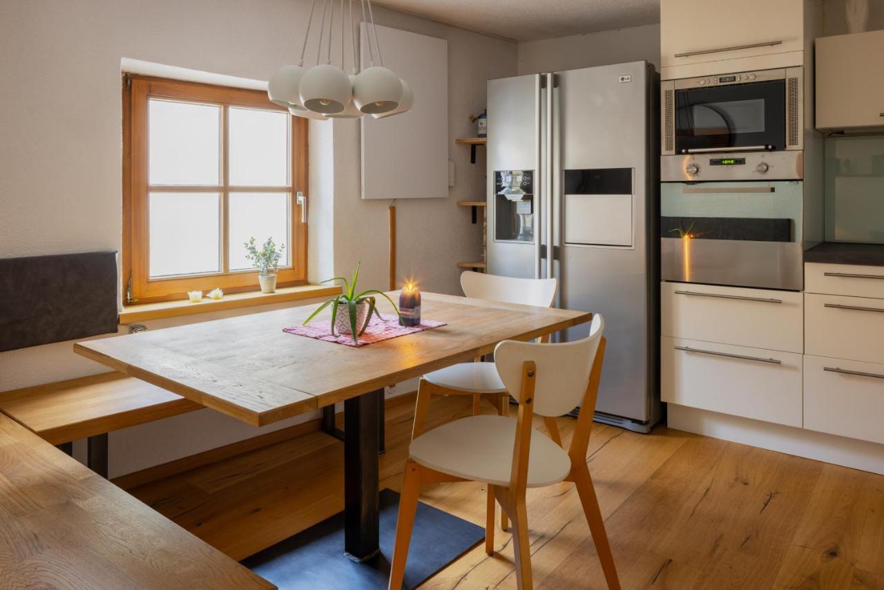 Appartement Central ฮัลล์อินทีโรล ภายนอก รูปภาพ
